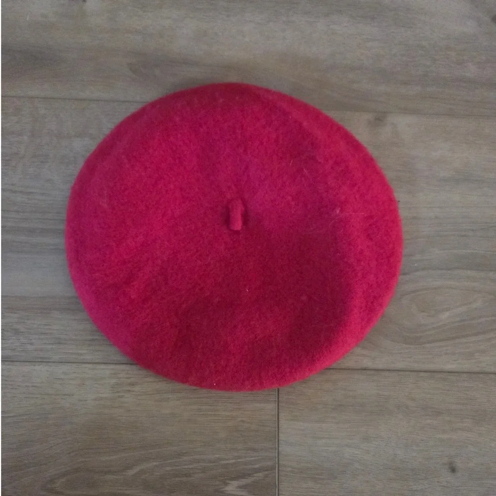 Halogen Womens Red Wool Blend French Beret Hat One‎ Size Solid Felted Parisian
